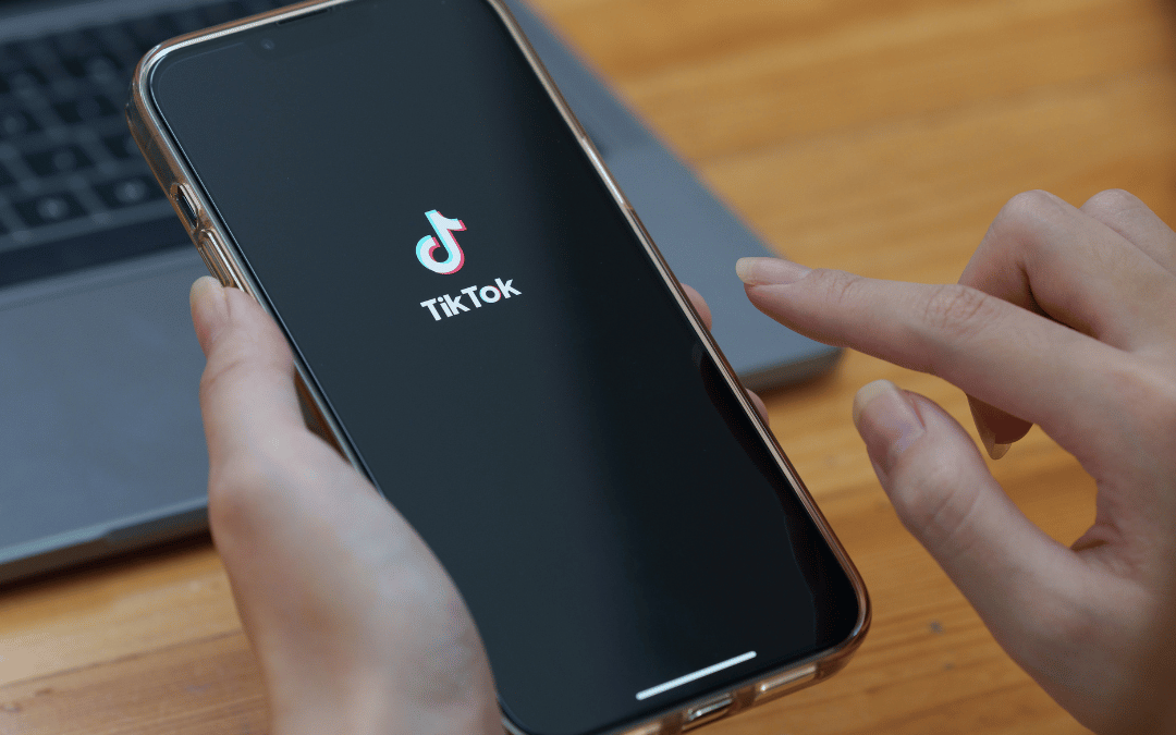Mental Health Therapists on TikTok: The Pros and Cons of Using the App for Marketing